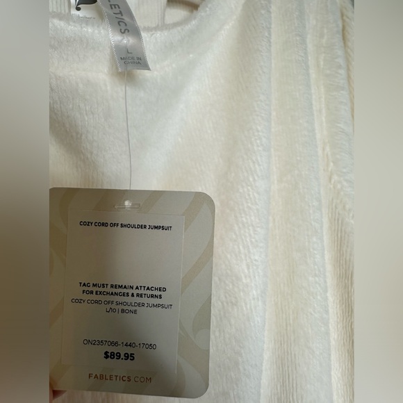 Fabletics Cozy Corduroy Off Shoulder Jumpsuit Size Large Bone One Piece - Picture 6 of 6